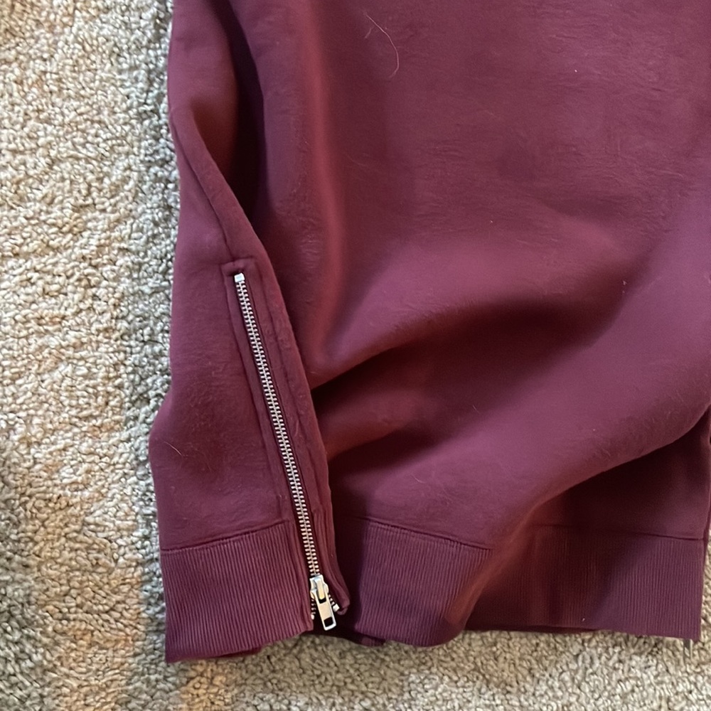 On the byas mens M medium maroon burgundy sweater - Picture 4 of 4